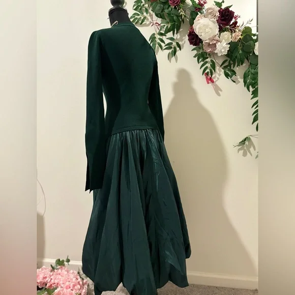 Elegant Dark Green Long Sleeve Dress - Picture 10 of 11